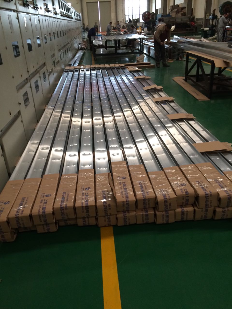 母線槽插接箱和接頭聯接器的標準化要求-母線槽,密集型母線槽,低壓封閉母線,上海母線廠家